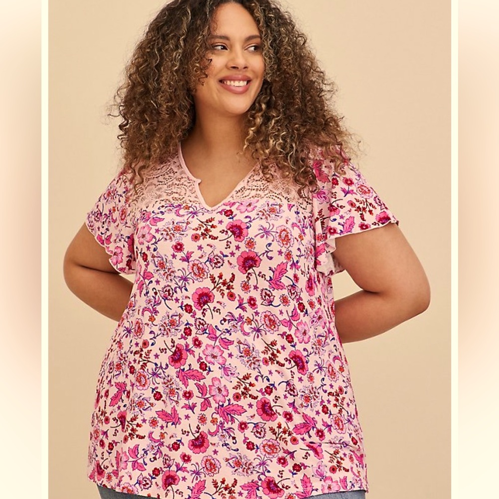 Torrid - Knit Jersey Slub Lace Yoke Flutter Sleeve Top